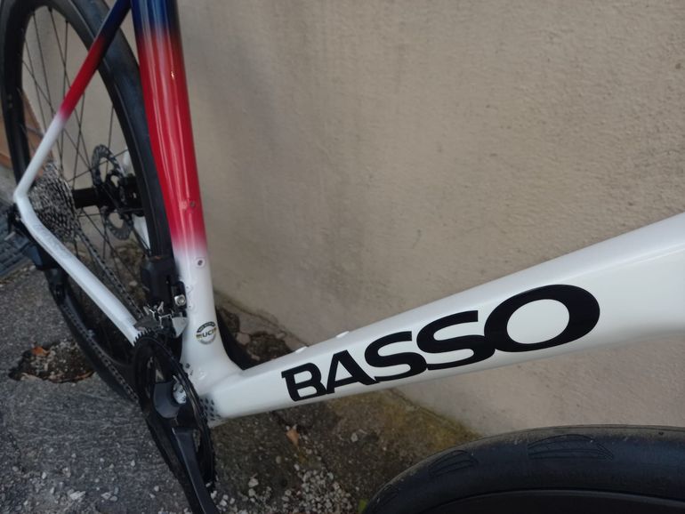 Used Basso Astra - Gr. 58 - Neu - 105 Di2 - Fulcrum Wind 42 Mm 2026 Road & Gravel, White — image 4 of 7