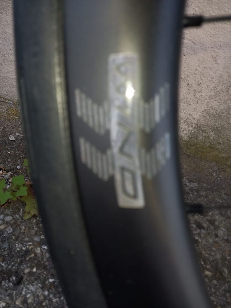 Used Basso Astra - Gr. 58 - Neu - 105 Di2 - Fulcrum Wind 42 Mm 2026 Road & Gravel, White — image 2 of 7