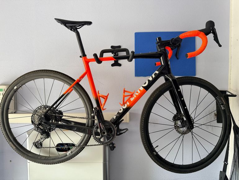 Used Supernova Bikes Supernova Bikes Custom Shimano GRX 2024 Road & Gravel, Nero — image 1 of 7