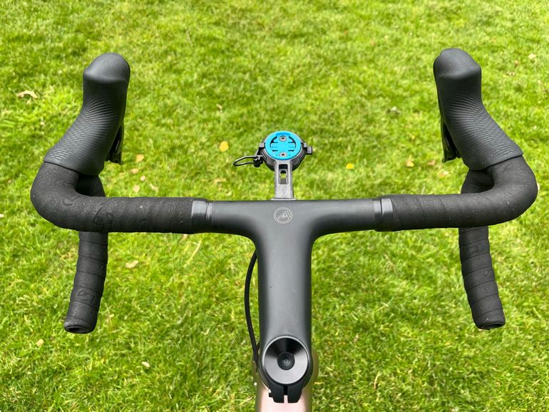 Used Specialized S-Works Aethos - SRAM Red eTap AXS 2021 2021 Road & Gravel — image 7 of 8