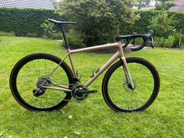 Używany Specialized S-Works Aethos - SRAM Red eTap AXS 2021 2021 Road & Gravel