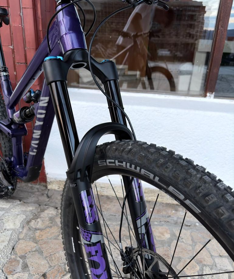 Used Canyon Torque SRAM X01 2023 Mountainbike, Purple, 29 — image 6 of 6