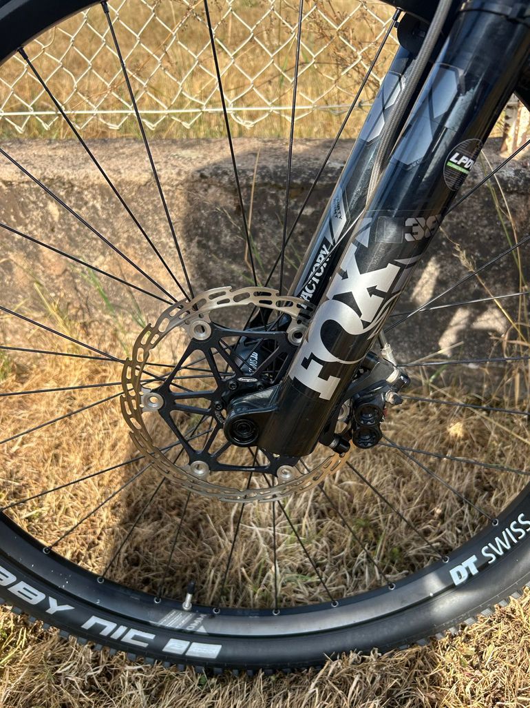 Gebrauchtes Mondraker Superfoxy R 2021 2021 Mountainbike, Hellgrau, 29 — Bild 9 von 16