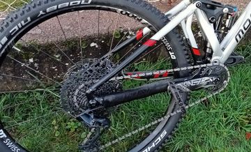 Używany Mondraker Superfoxy R 2021 2021 Mountainbike — zdjęcie 2 z 16