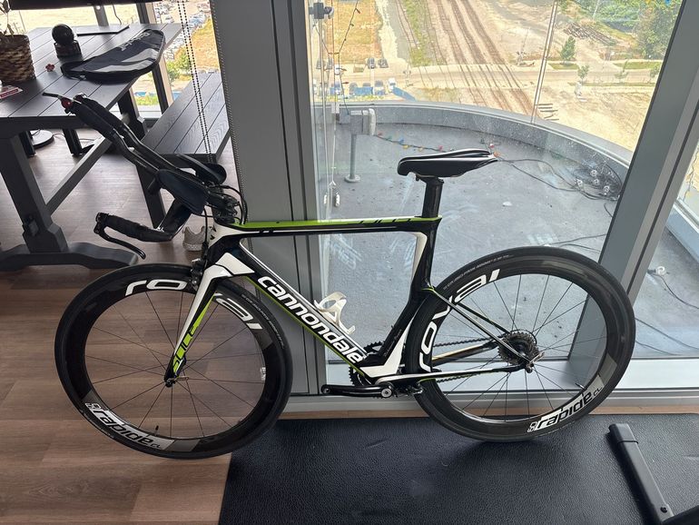Used Cannondale Slice 105 2017 2017 Road & Gravel, Black — image 2 of 3