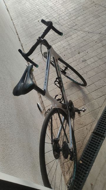 Fuji Supreme 2.1 2020 2020 Road & Gravel d'occasion — image 2 sur 9