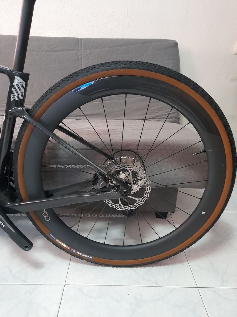 Used Orbea TERRA RACE M20LTD 2026 2026 Road & Gravel — image 2 of 11