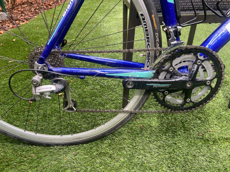 Used Bianchi Via Nirone 7 C2C Alu Hydro 2015 Road & Gravel, Blau — image 2 of 9