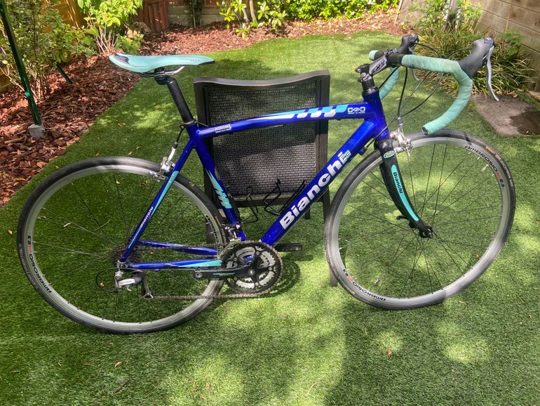 Used Bianchi Via Nirone 7 C2C Alu Hydro 2015 Road & Gravel, Blau — image 3 of 9