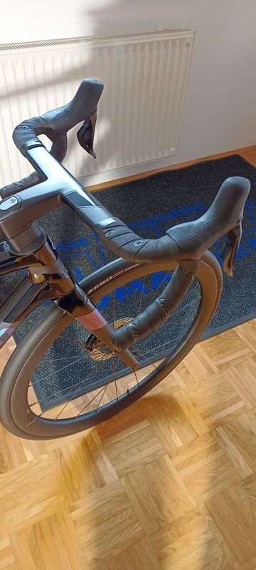Used Colnago c68 Custom Shimano Ultegra Di2 2026 Road & Gravel, Black — image 11 of 16