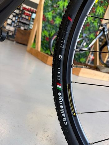 Used Adris Adris Custom Shimano GRX 2025 Road & Gravel — image 5 of 5