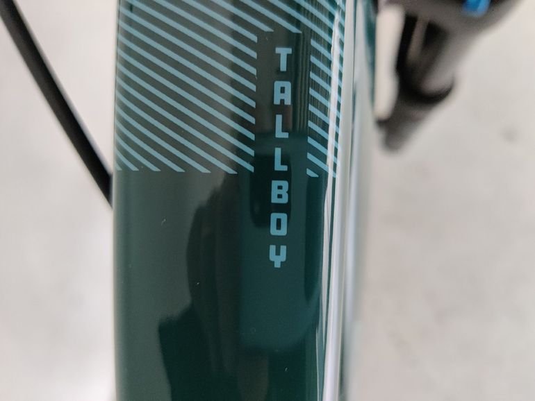 Used Santa Cruz Tallboy R / Aluminum / 29 2019 2019 Mountainbike, Green, 29 — image 6 of 12