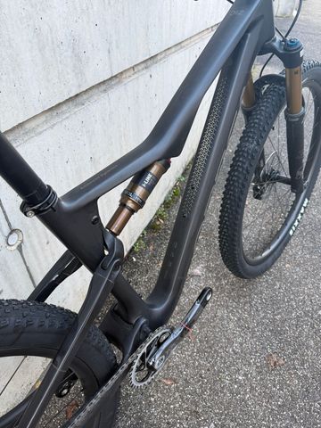Orbea OIZ M LTD 2025 2025 Mountainbike usato, Nero — immagine 13 di 17