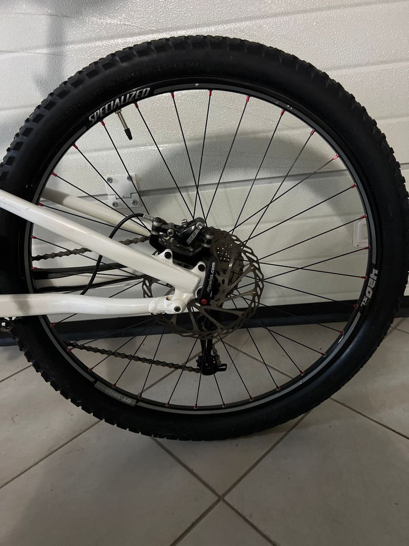 Gebrauchtes Specialized Stumpjumper SRAM X9 2009 Mountainbike, Weiß — Bild 9 von 10