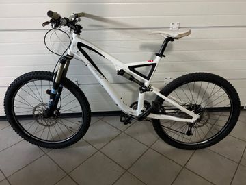 Gebrauchtes Specialized Stumpjumper SRAM X9 2009 Mountainbike, Weiß — Bild 2 von 10