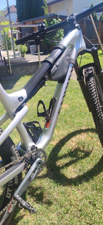 Brugt Canyon Lux Trail CF 9 2025 2025 Mountainbike — billede 6 af 9