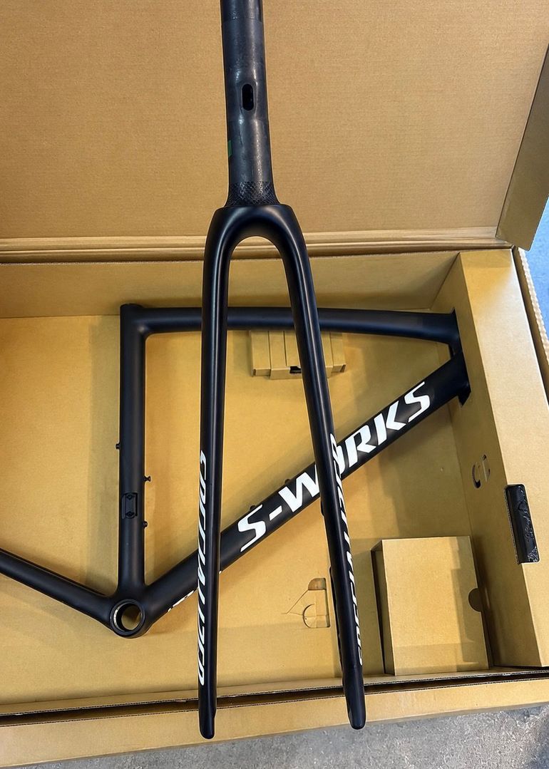 Used sworks Sworks Custom Shimano Ultegra Di2 2026 Road & Gravel, Black — image 6 of 7