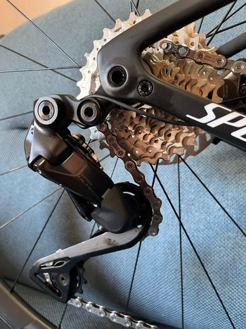Used Sworks Custom Shimano Ultegra Di2 2026 Road & Gravel, Black — image 9 of 17
