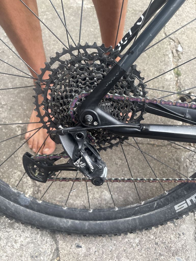 Used CUBE REACTION C:62 ONE 2022 2022 Mountainbike, Black — image 7 of 8