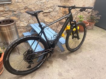 Used CUBE REACTION C:62 ONE 2022 2022 Mountainbike, Nero — image 2 of 6