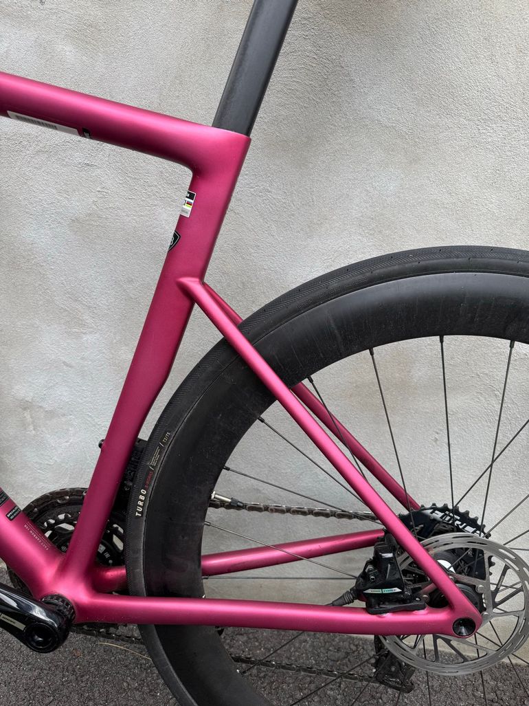 Used Specialized Tarmac SL8 Pro - SRAM Force eTAP AXS 2025 2025 Road & Gravel, Red — image 10 of 16