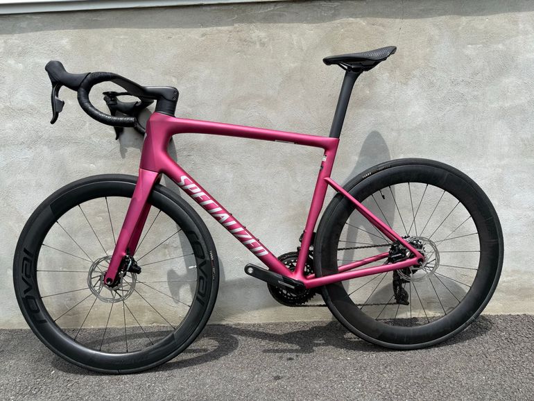 Used Specialized Tarmac SL8 Pro - SRAM Force eTAP AXS 2025 2025 Road & Gravel, Red — image 2 of 16
