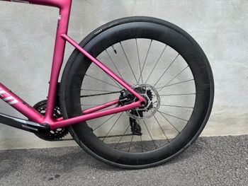 Used Specialized Tarmac SL8 Pro - SRAM Force eTAP AXS 2025 2025 Road & Gravel, Red — image 16 of 16