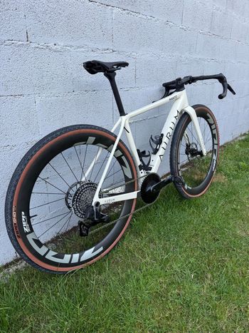 Used Aurum Aurum Custom SRAM Force eTap AXS 2025 Road & Gravel — image 4 of 7