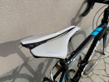 Used Merida SCULTURA 300 2016 2016 Road & Gravel — image 6 of 8