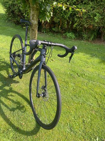 Used CUBE ATTAIN GTC SL 2022 2022 Road & Gravel, Light Gray — image 2 of 13