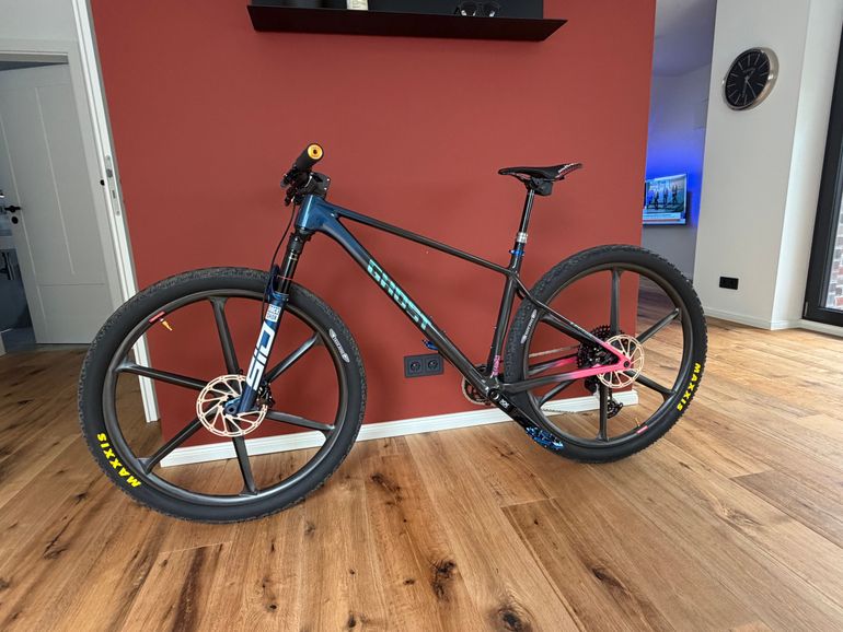 Used Ghost LECTOR FS WORLD CUP 2025 2025 Mountainbike, Blue, 29 — image 3 of 5