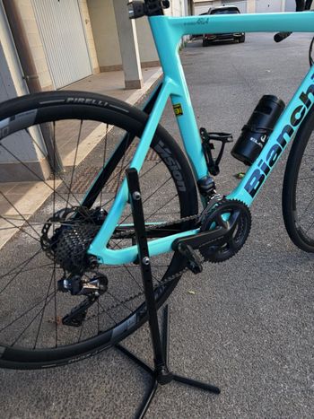 Used Bianchi Aria e-Road Ultegra 11v 2021 2021 Road & Gravel, Green — image 3 of 8