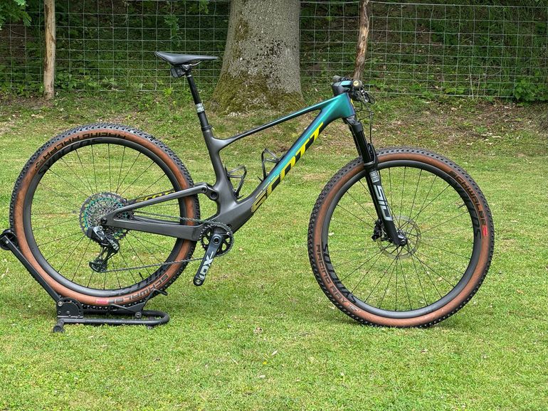 Used Scott Spark RC World Cup AXS 2022 2022 Mountainbike, Black, 29 — image 1 of 13