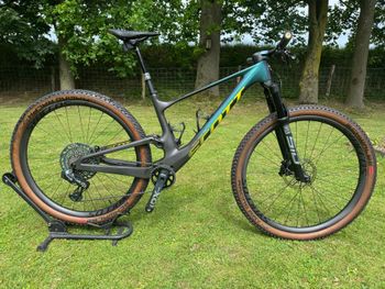 Used Scott Spark RC World Cup AXS 2022 2022 Mountainbike, Black, 29 — image 4 of 13