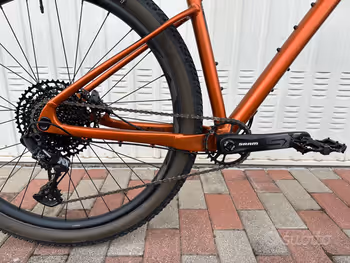 Used Giant Giant Fathom 29 1 2023 Mountainbike, Orange — image 3 of 11