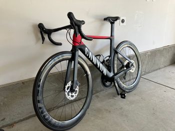 Used Canyon Aeroad CF SL 7 Disc 2022 2022 Road & Gravel, Black — image 2 of 16