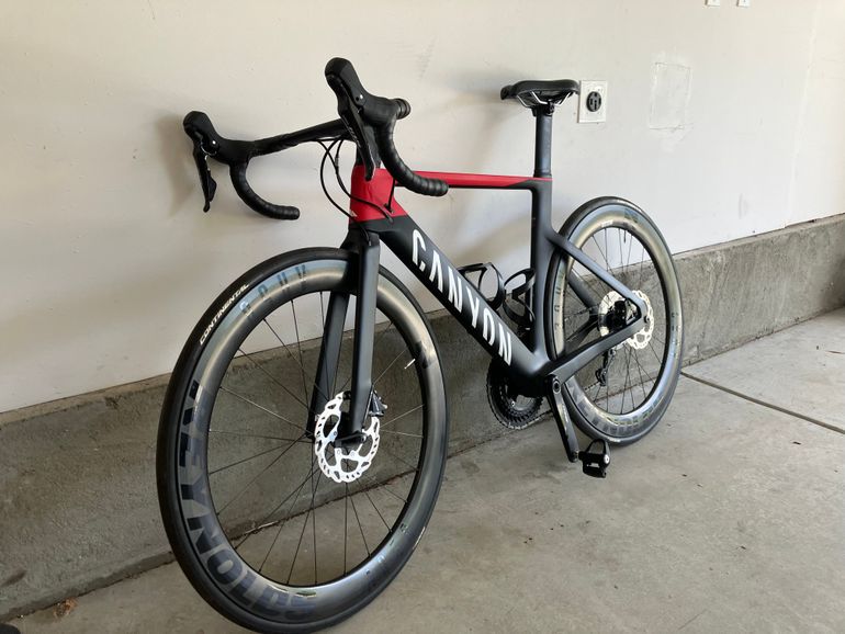 Used Canyon Aeroad CF SL 7 Disc 2022 2022 Road & Gravel, Black — image 2 of 16