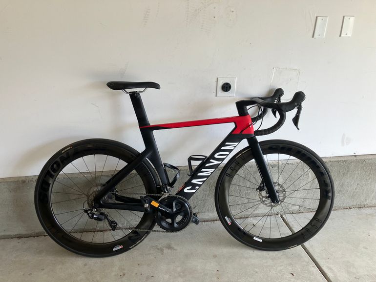 Used Canyon Aeroad CF SL 7 Disc 2022 2022 Road & Gravel, Black — image 7 of 16