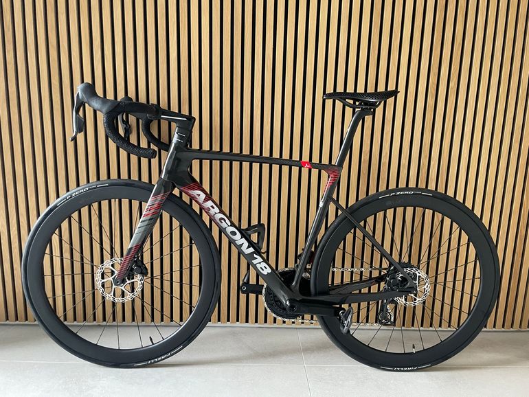 Used Argon 18 Sum Pro Shimano Dura-Ace Di2 2024 Frameset 2024 Road & Gravel — image 3 of 3