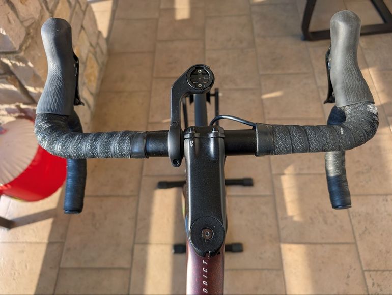 Used Scott Addict 30 2023 2023 Road & Gravel — image 6 of 18