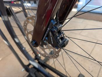 Used Scott Addict 30 2023 2023 Road & Gravel — image 9 of 18
