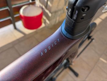 Used Scott Addict 30 2023 2023 Road & Gravel — image 5 of 18