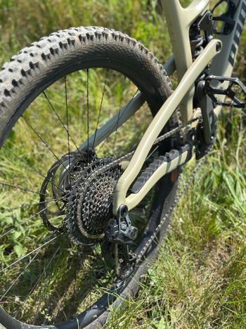 Used Propain TYEE 6 CF 27.5 Price2Ride 2024 2024 Mountainbike — image 3 of 8