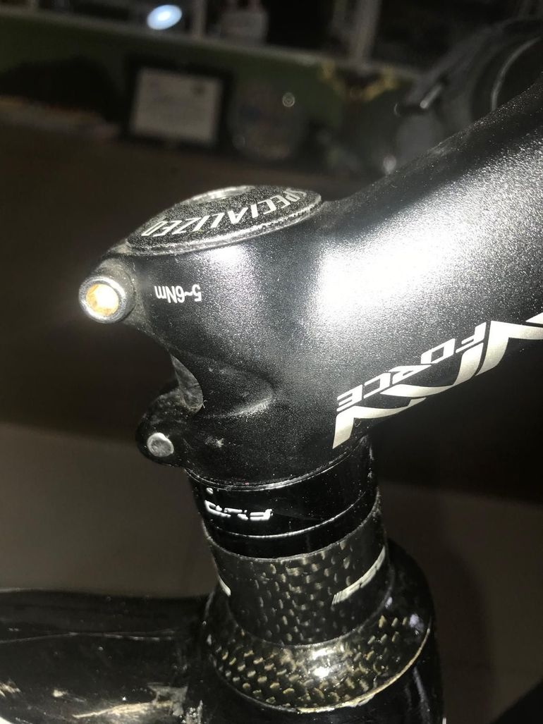 Used Specialized Tarmac Shimano 105 2008 Road & Gravel, Weiß — image 17 of 22