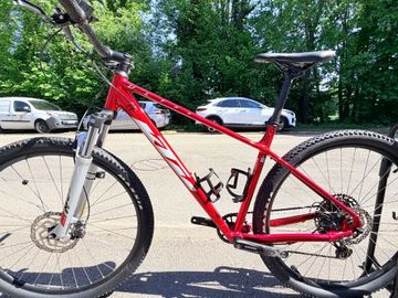 Gebrauchtes KTM ULTRA FUN 29 2022 2022 Mountainbike, Rot, 29 — Bild 2 von 3