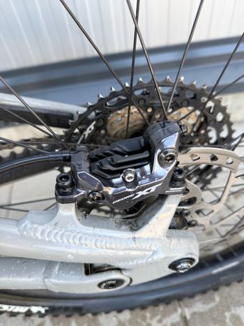 Used Nukeproof Mega Shimano Deore XT 2021 Mountainbike, Hellgrau — image 5 of 9