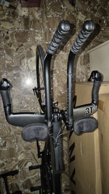 Used Canyon Speedmax CF 8.0 LTD 2020 2020 Road & Gravel — image 3 of 9