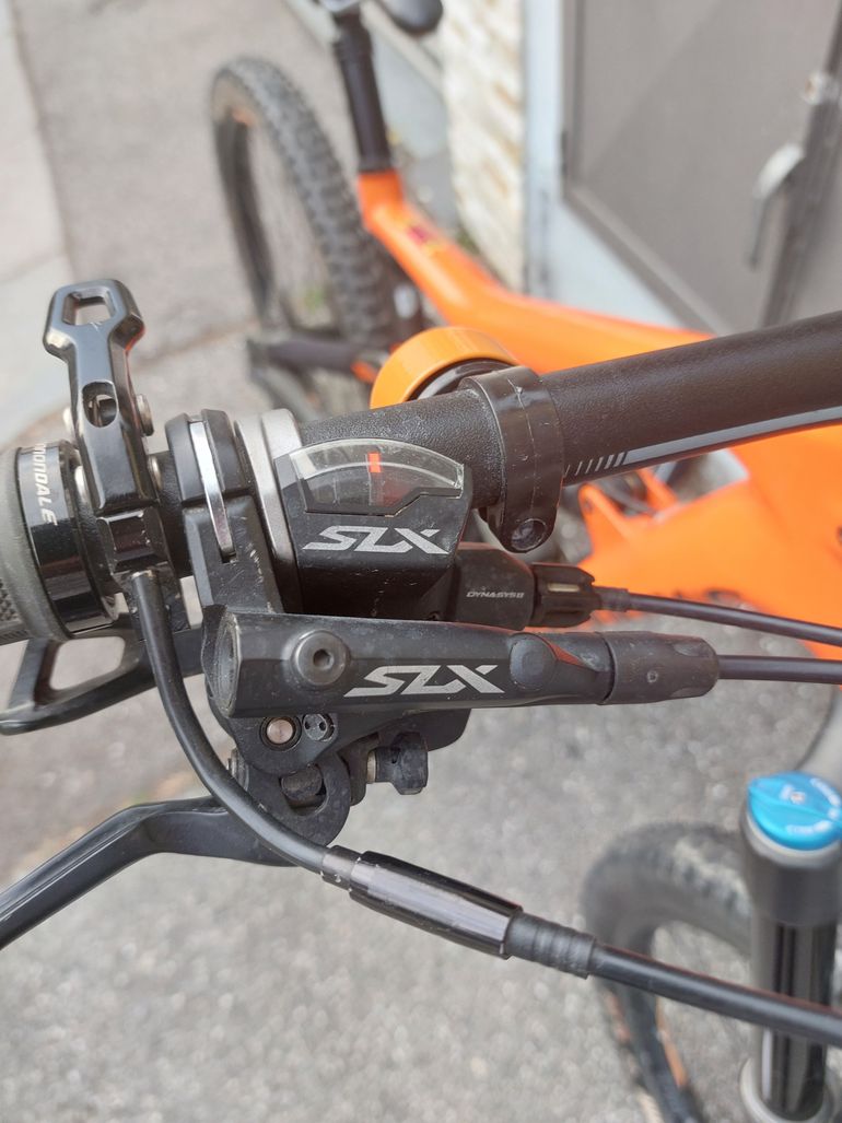 Used Cannondale Trigger 3 2018 2018 Mountainbike, Orange, 27.5 — image 7 of 8