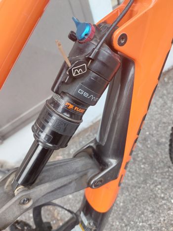 Used Cannondale Trigger 3 2018 2018 Mountainbike, Orange, 27.5 — image 6 of 8