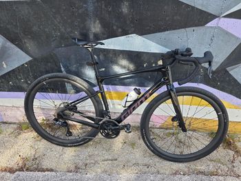 Used Giant Custom Build 2026 Road & Gravel, Black — image 3 of 9